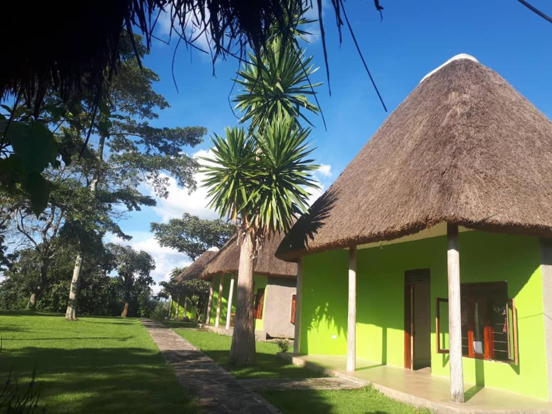 Lake Nkuruba Nature Reserve Durama Exterior foto