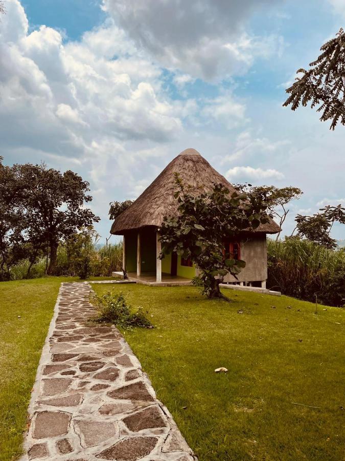 Lake Nkuruba Nature Reserve Durama Exterior foto