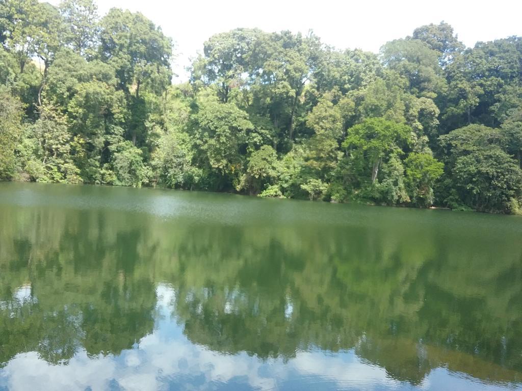 Lake Nkuruba Nature Reserve Durama Exterior foto